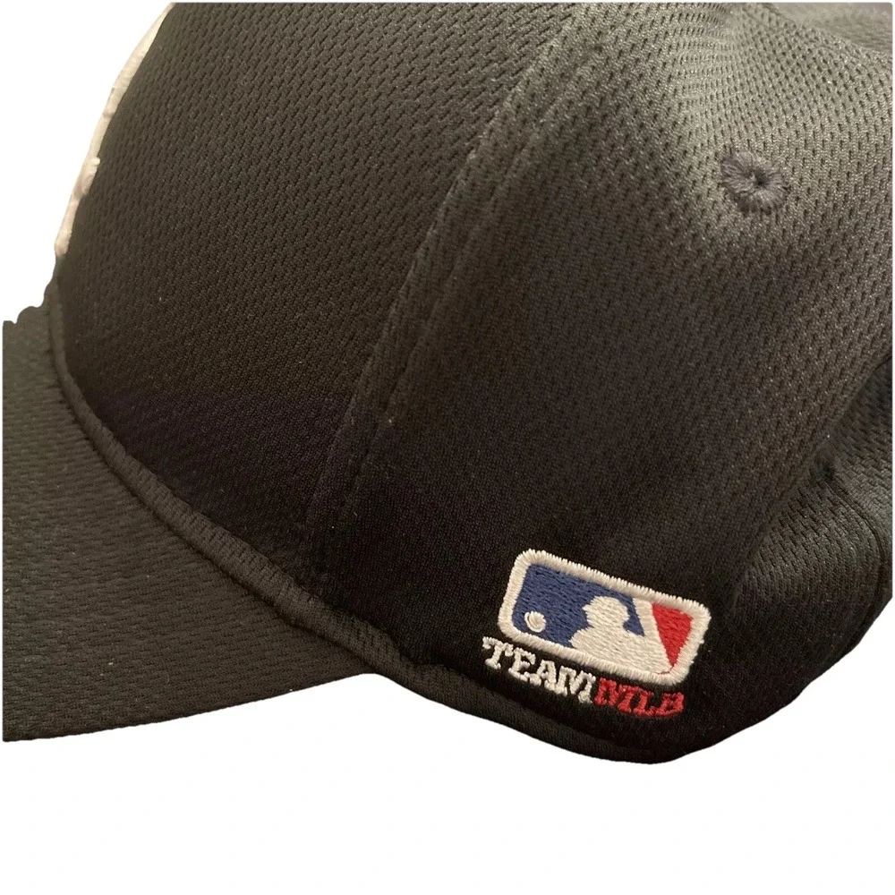 Chicago White Sox MLB Adjustable Black Hat Adult OSFM OC Sports Team Cap‎